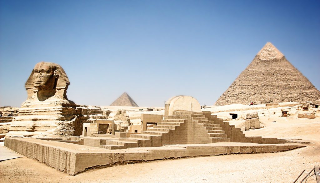 Egipto reduce el costo de visas como estrategia para atraer turismo 