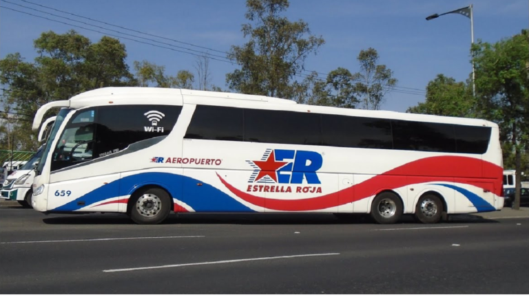 Estrella Roja prestará autobuses para transportar al sector salud en Puebla