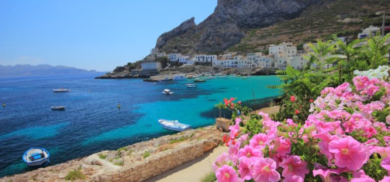 Gobierno de Sicilia presenta incentivos para captar turistas pospandemia