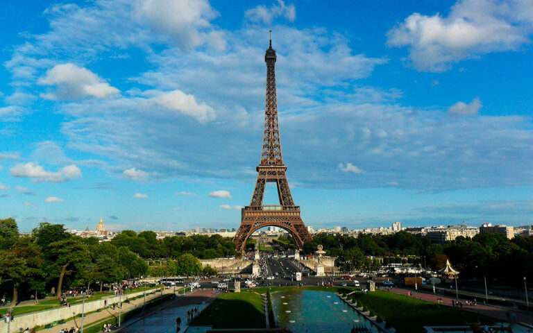 La Torre Eiffel vuelve a abrir sus puertas tras la pandemia