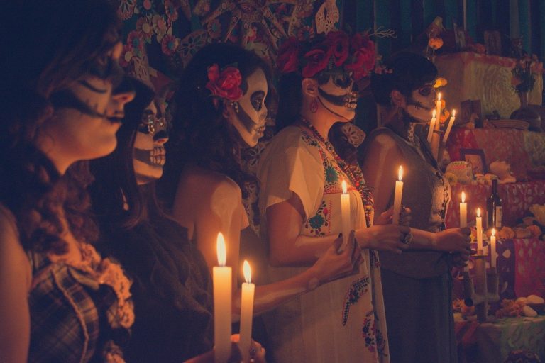 Cancela Xcaret su celebración del Día de Muertos