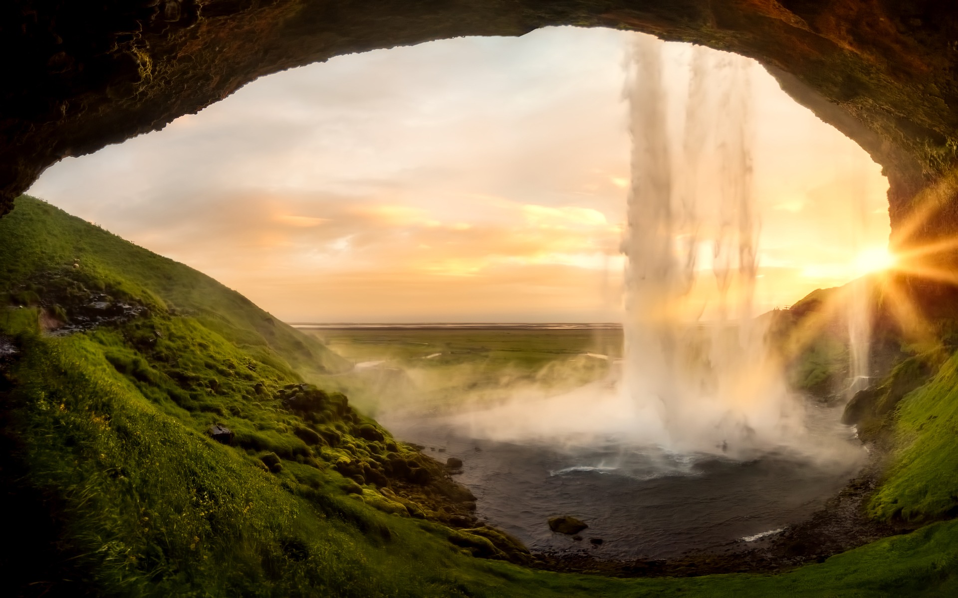 Islandia reabre sus puertas al turismo con medidas sanitarias