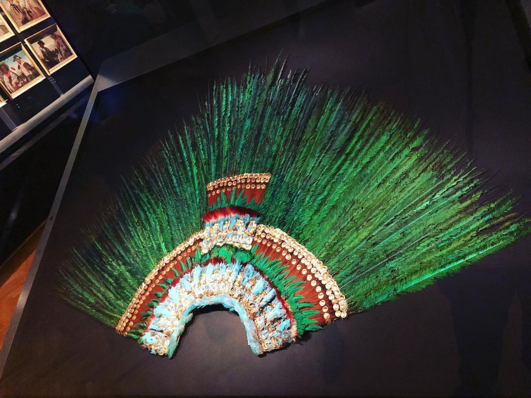 Penacho de Moctezuma, una joya azteca en territorio extranjero