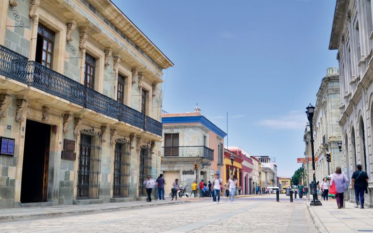 Recorrido por el Centro Histórico de Oaxaca, un deleite para los sentidos