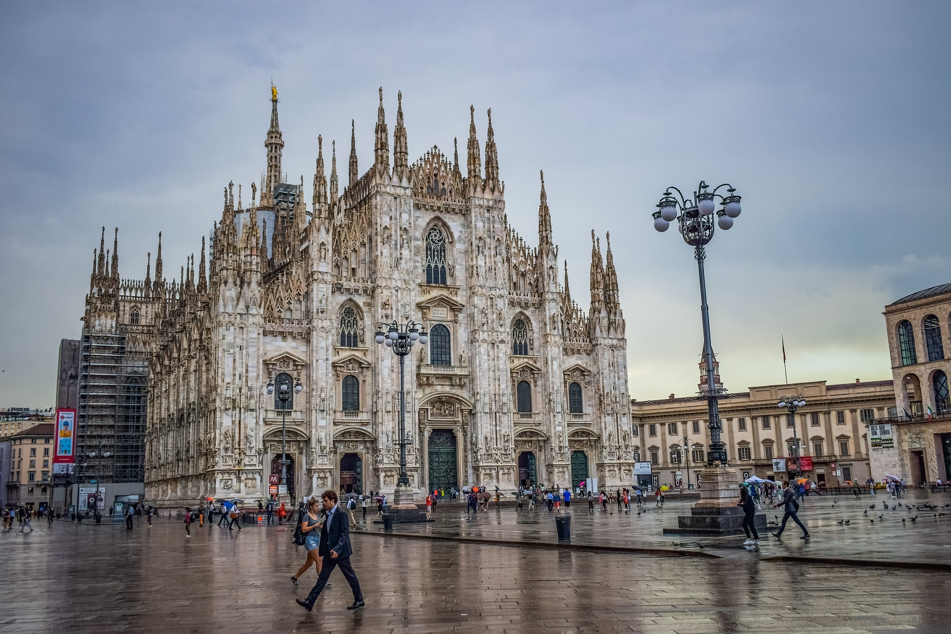 iglesias mas grandes Milan Italia