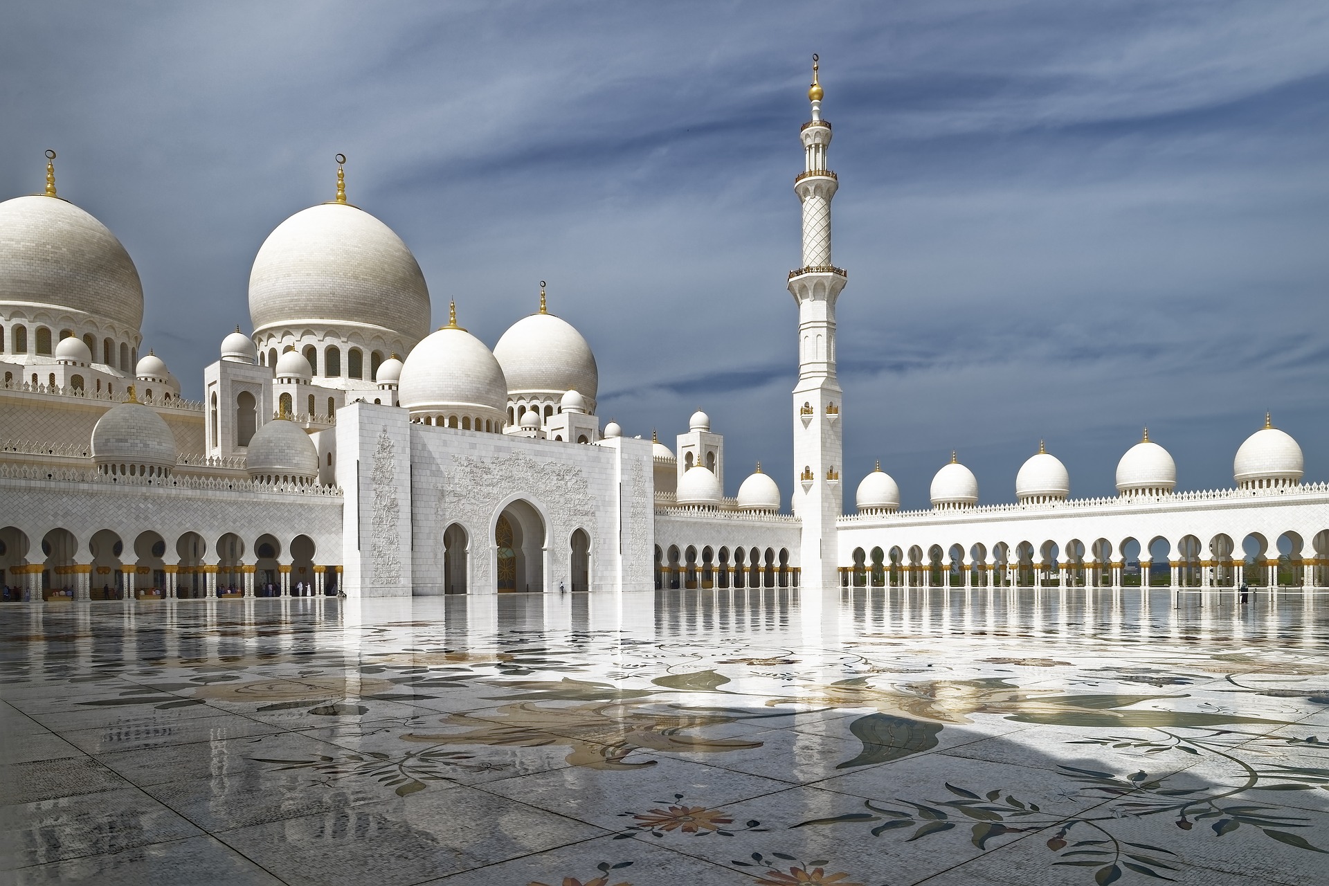 mezquita mas lujosa abu dhabi
