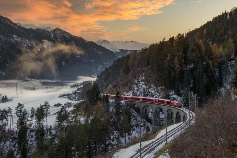 suiza-bernina-express-viajar-en-tren