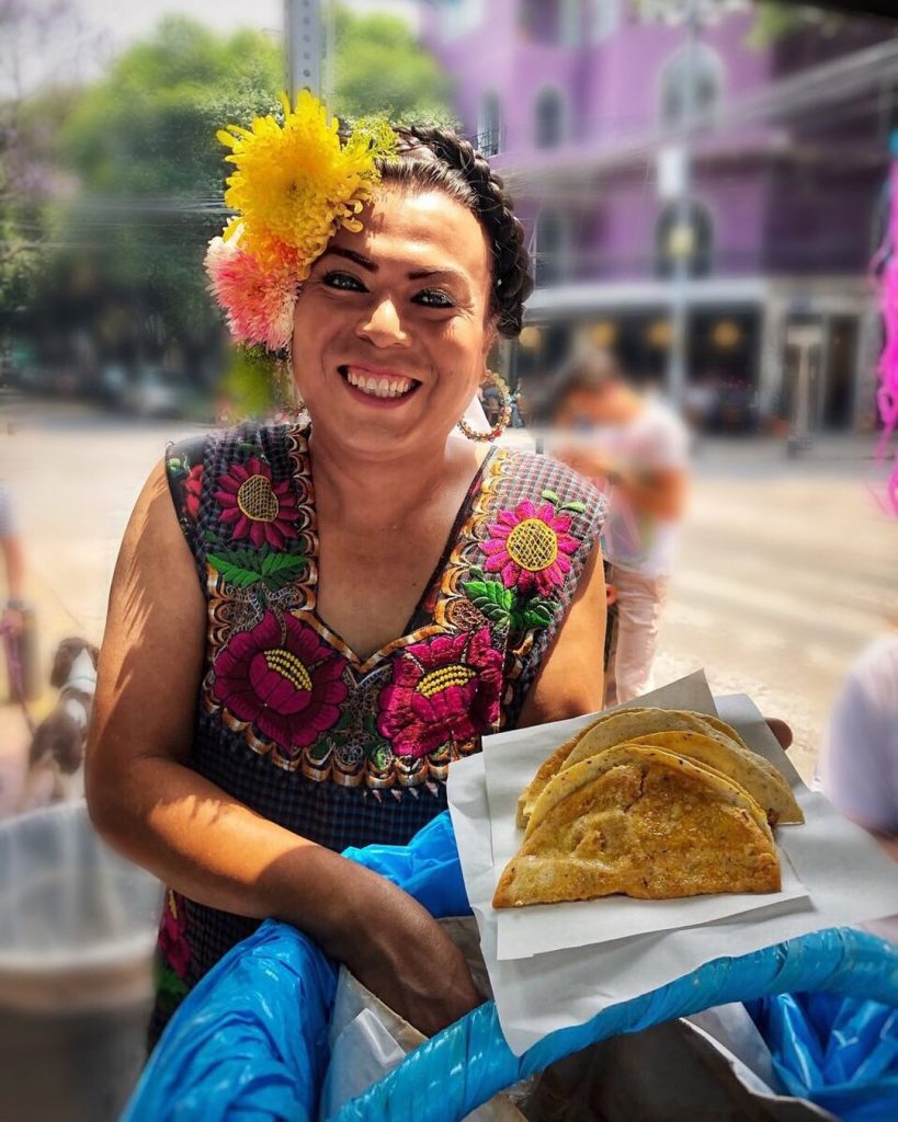 Lady Tacos de Canasta