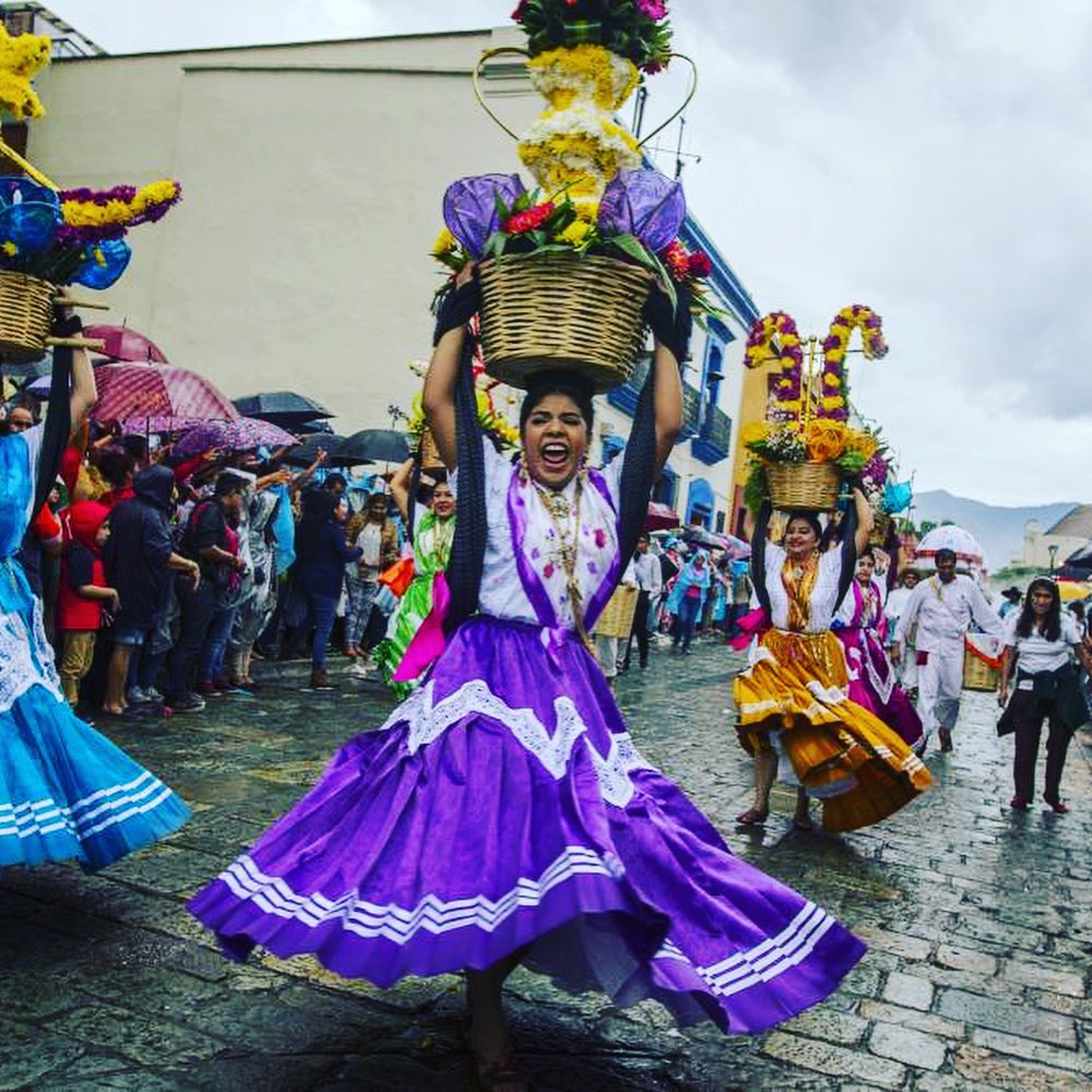 festivales en mexico la guelaguetza