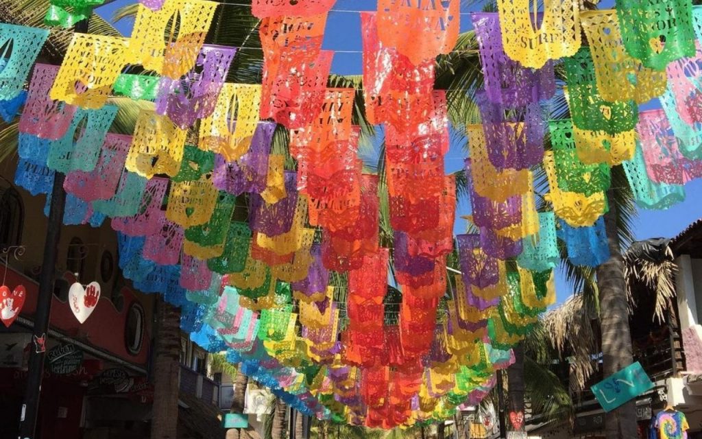 papel picado decoración – México Ruta Mágica