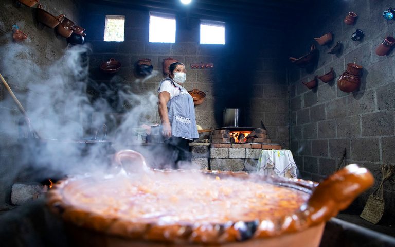 Cocineras de Calpan llegan a final del concurso ¿A qué sabe la Patria?