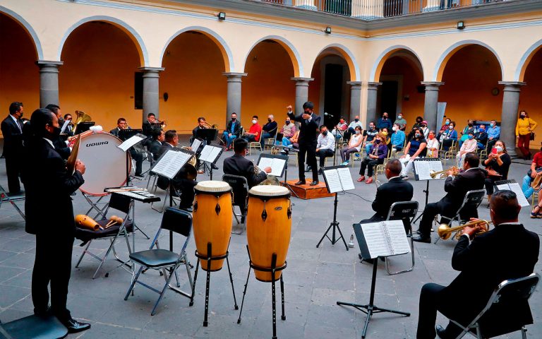 La Banda Sinfónica Mixteca participa en los festejos del Chile en Nogada