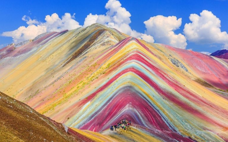 Vinicunca: la montaña de colores en Perú