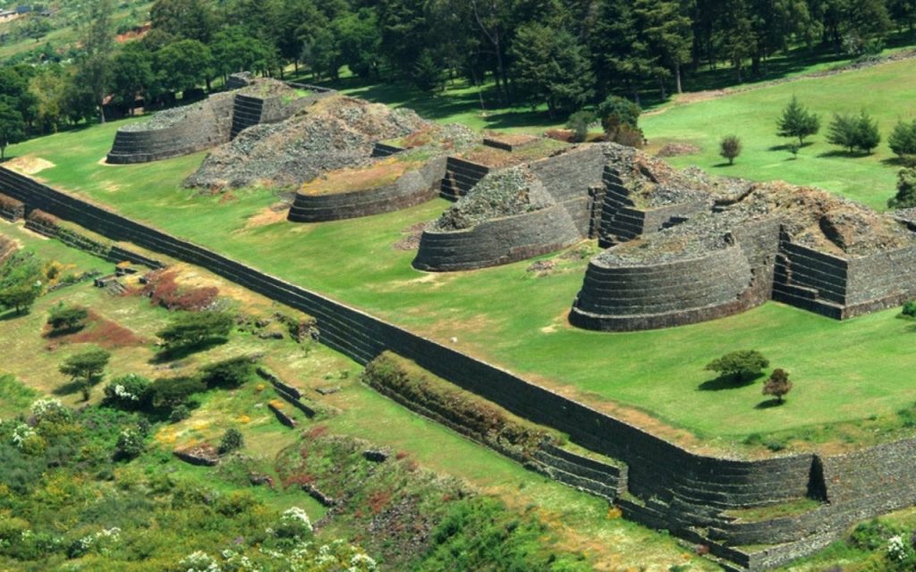 Tzintzuntzan Michoacán pueblo