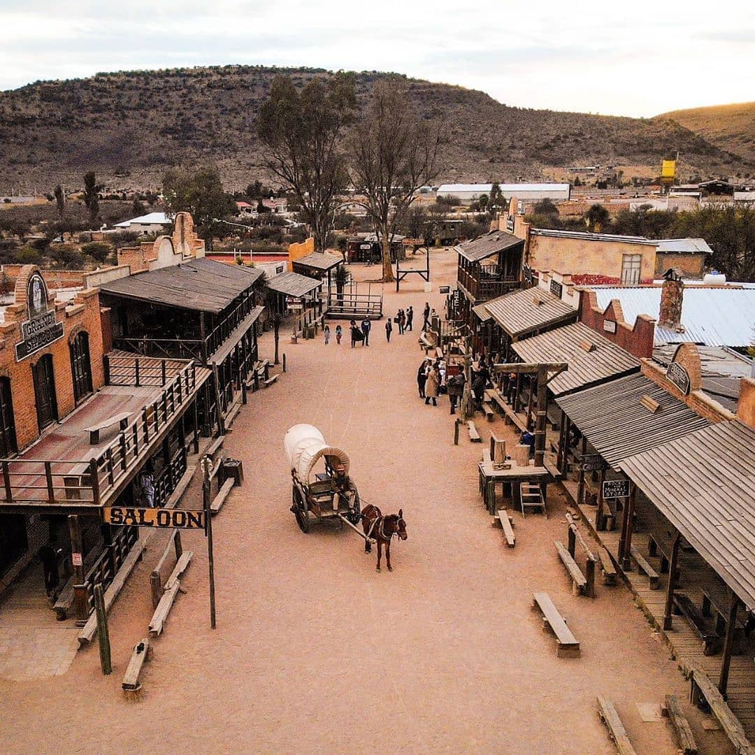 Paseo-del-Viejo-Oeste-horario