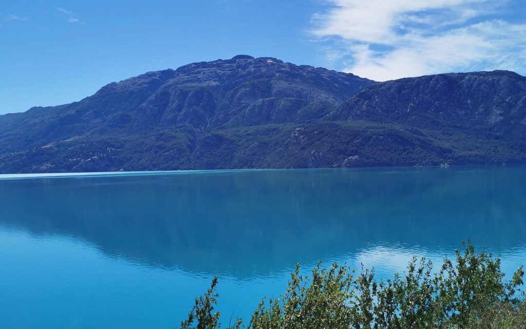 lago general carrera buenos aires chile