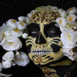 Las flores que debes poner en tu ofrenda de Día de Muertos