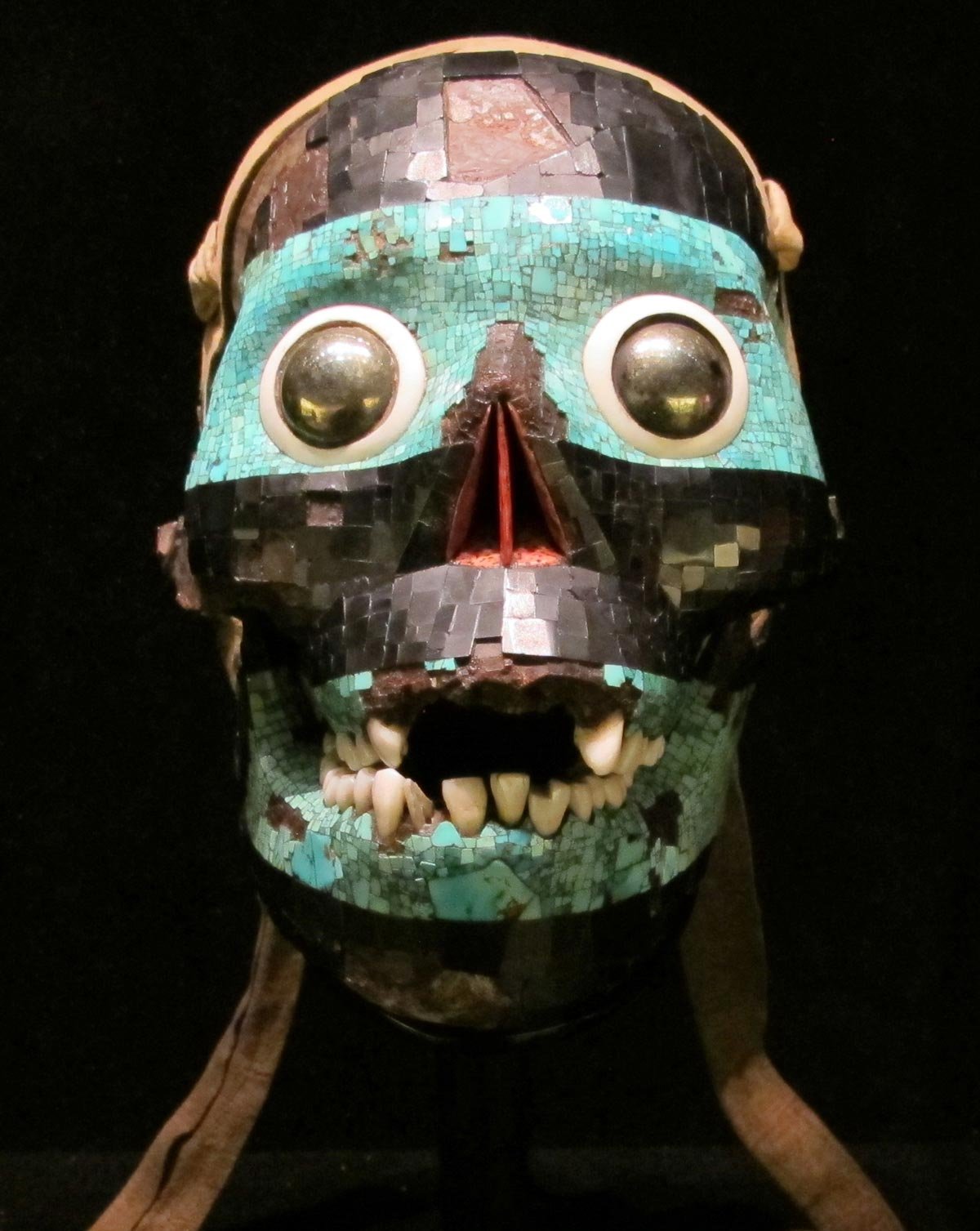 tezcatlipoca máscara piezas históricas saqueadas méxico