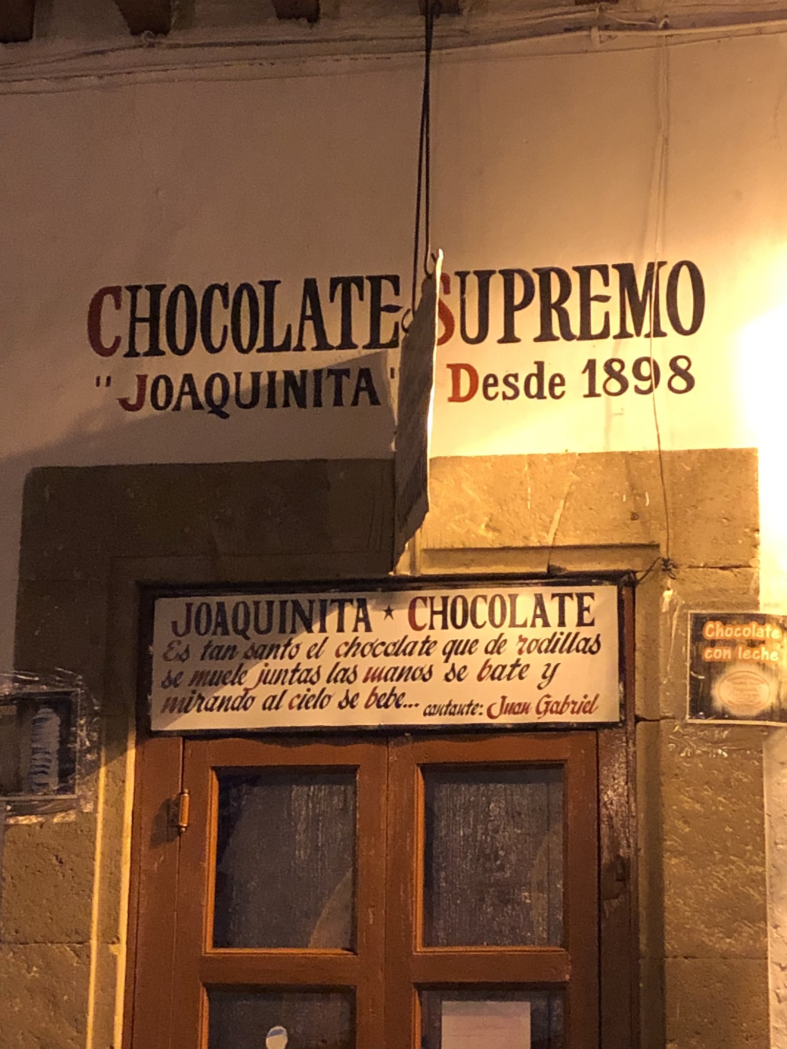 chocolate joaquinita pueblo magico pátzcuaro michoacán