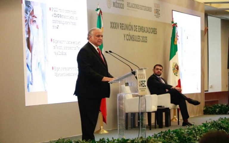Embajadores y cónsules, claves de la recuperación del turismo en México