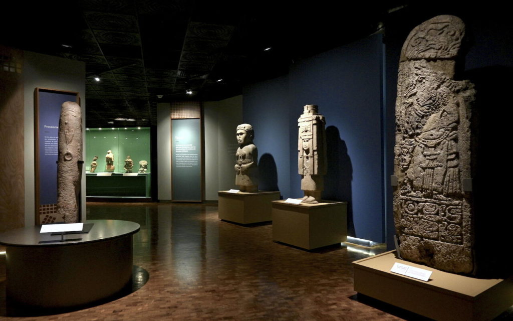 esculturas cdmx museo de antropología