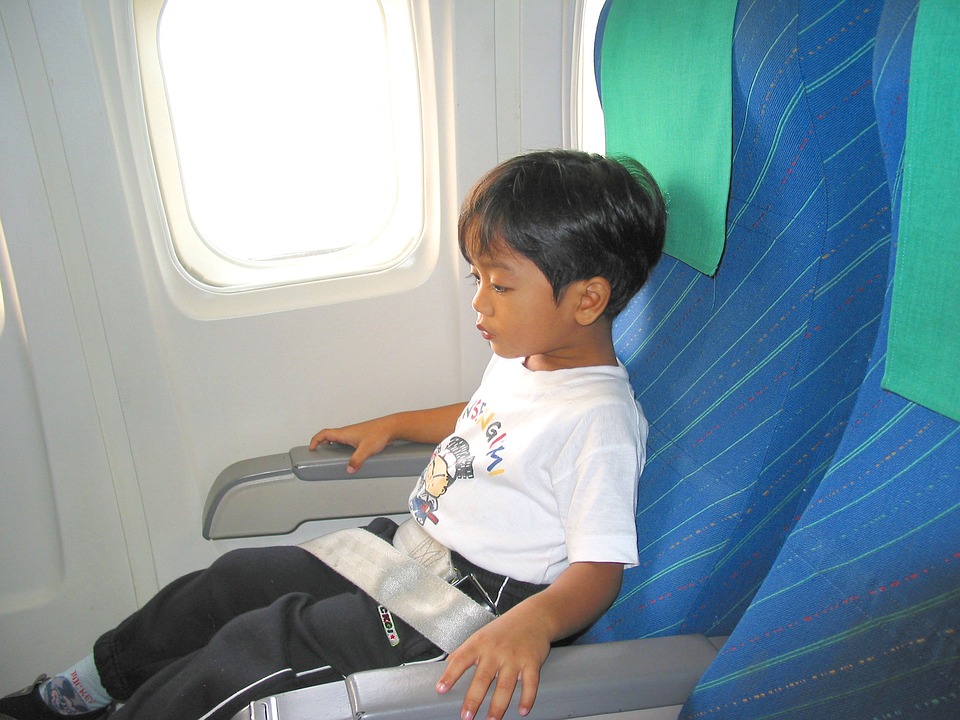 volar con niños asientos de avión