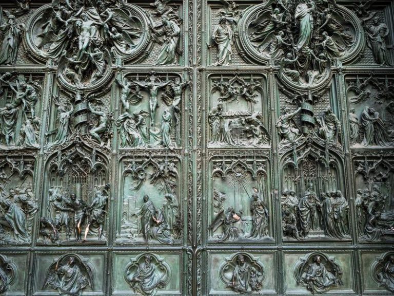 detalles-puertas-catedrales-del-mundo