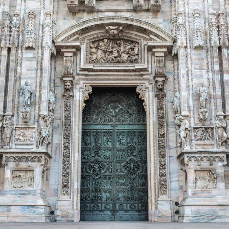 puertas-milan-catedrales-del-mundo