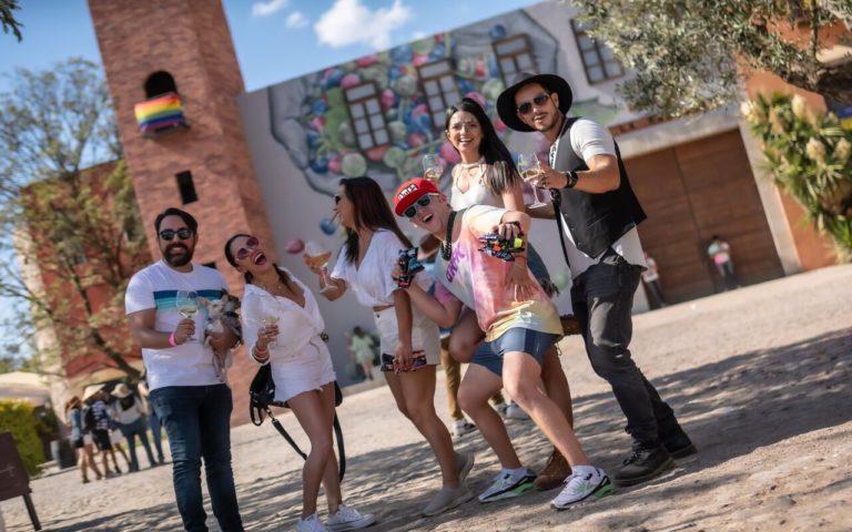 El festival más grande de vino, colores y música en México