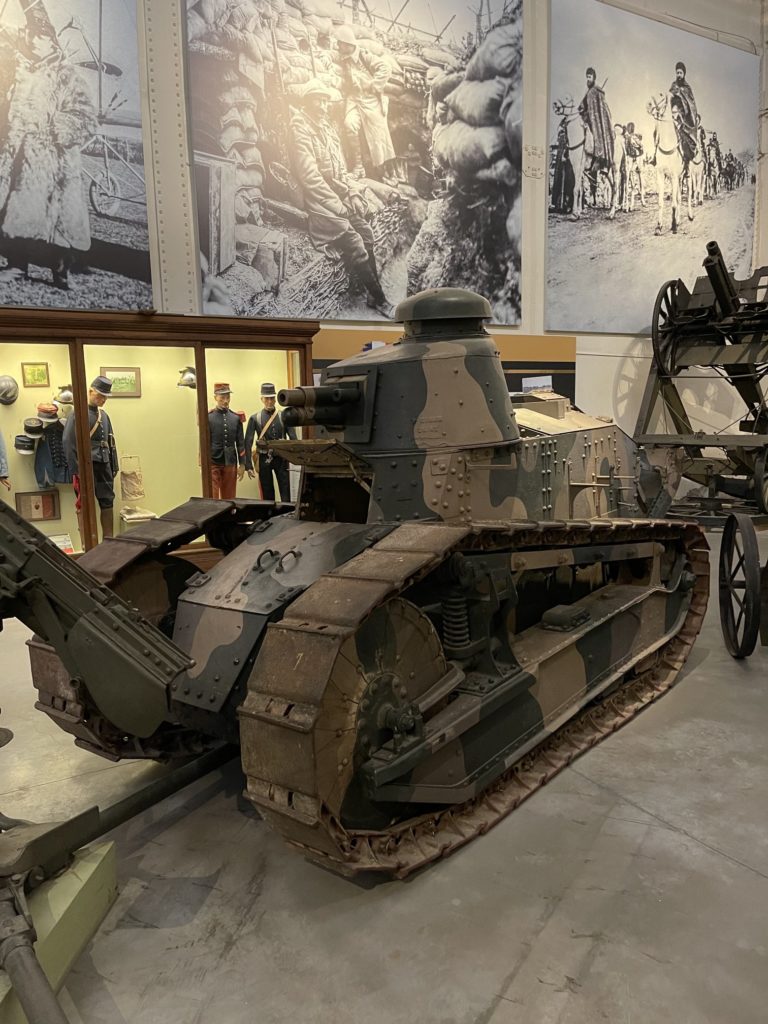 tanque-historia-militar-museos-militares-belgica