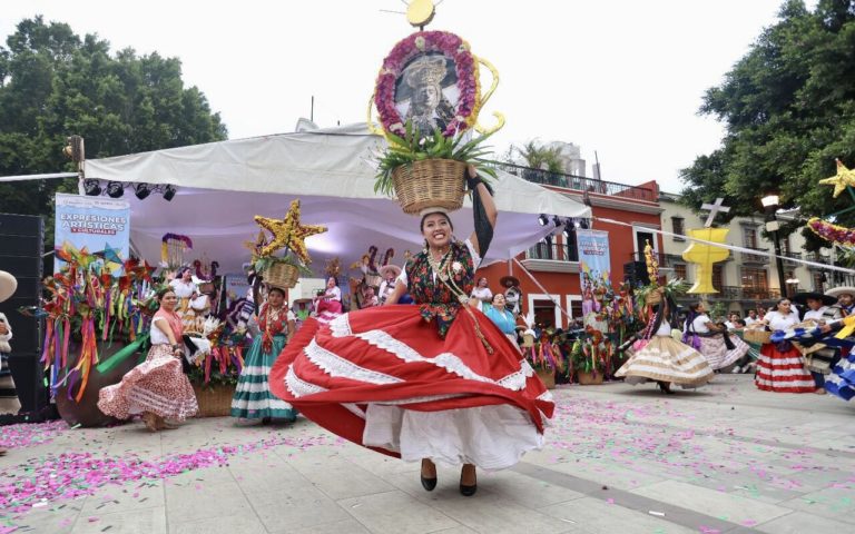 Asiste a las actividades culturales en la Guelaguetza 2023