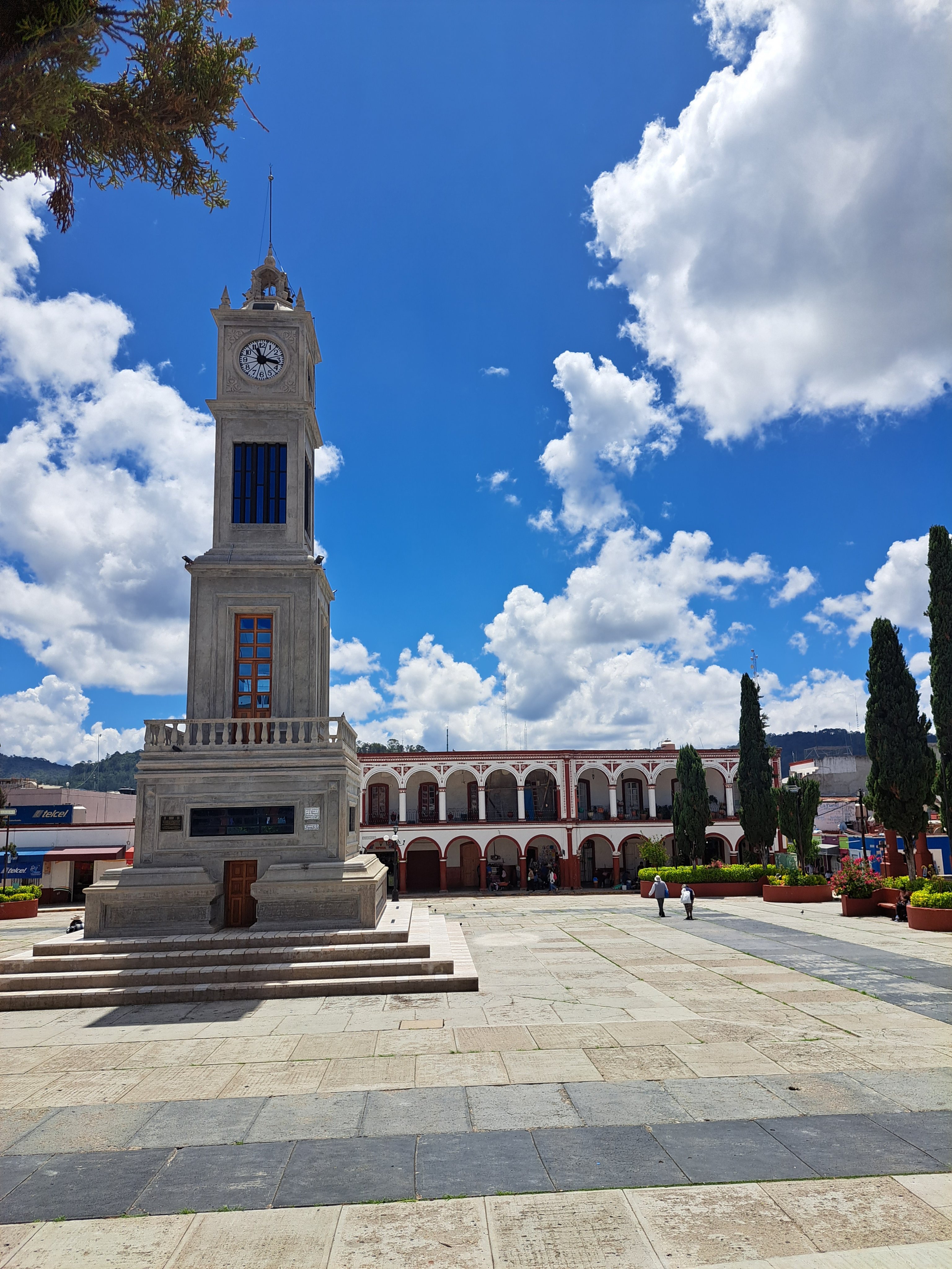 reloj de tlaxiaco en oaxaca