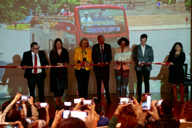 turibus-inaugura-nueva-ruta-arte-cultura