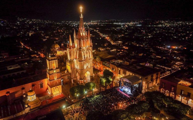 México Fall Tour CS5 Estrellas GNP: El espectáculo ecuestre de clase mundial en San Miguel de Allende