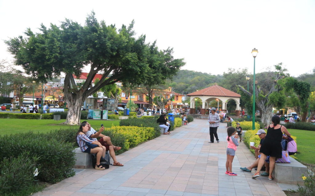 parque en huatulco oaxaca citytour