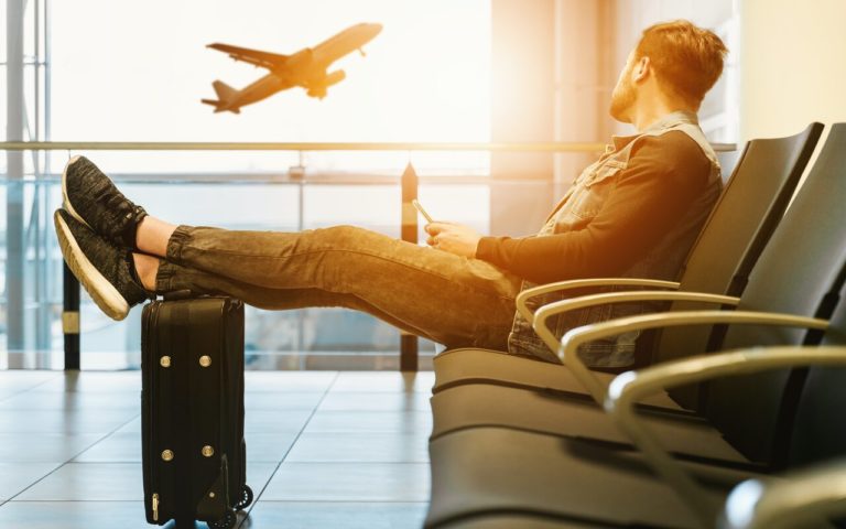 ¿Qué hacer en un aeropuerto para no morir de aburrimiento?