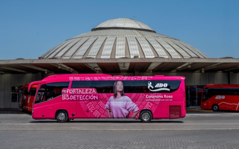 La doceava caravana rosa ADO contra el cáncer de mama inicia su recorrido