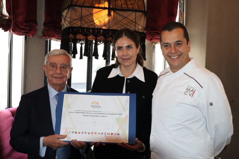 Reconoce Real Academia Iberoamericana de la Gastronomía a la comida queretana
