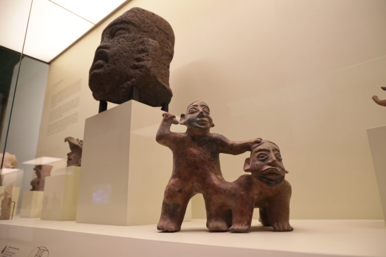 figuras-objetos-prehispánicos-museo-amparo