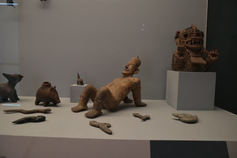 figuras-prehispánicas-salas-museo-amparo