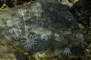 mascota pueblo mágico petroglifos donde hay