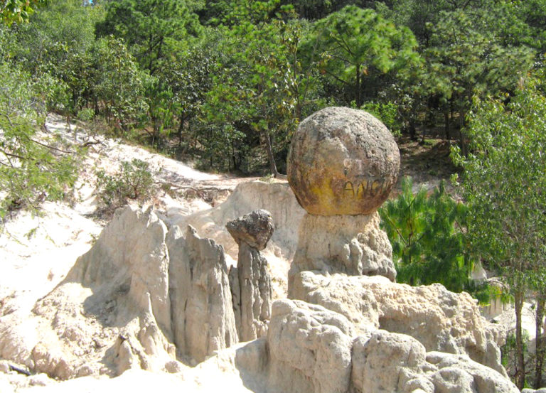 méxico-piedras-bola-en-jalisco