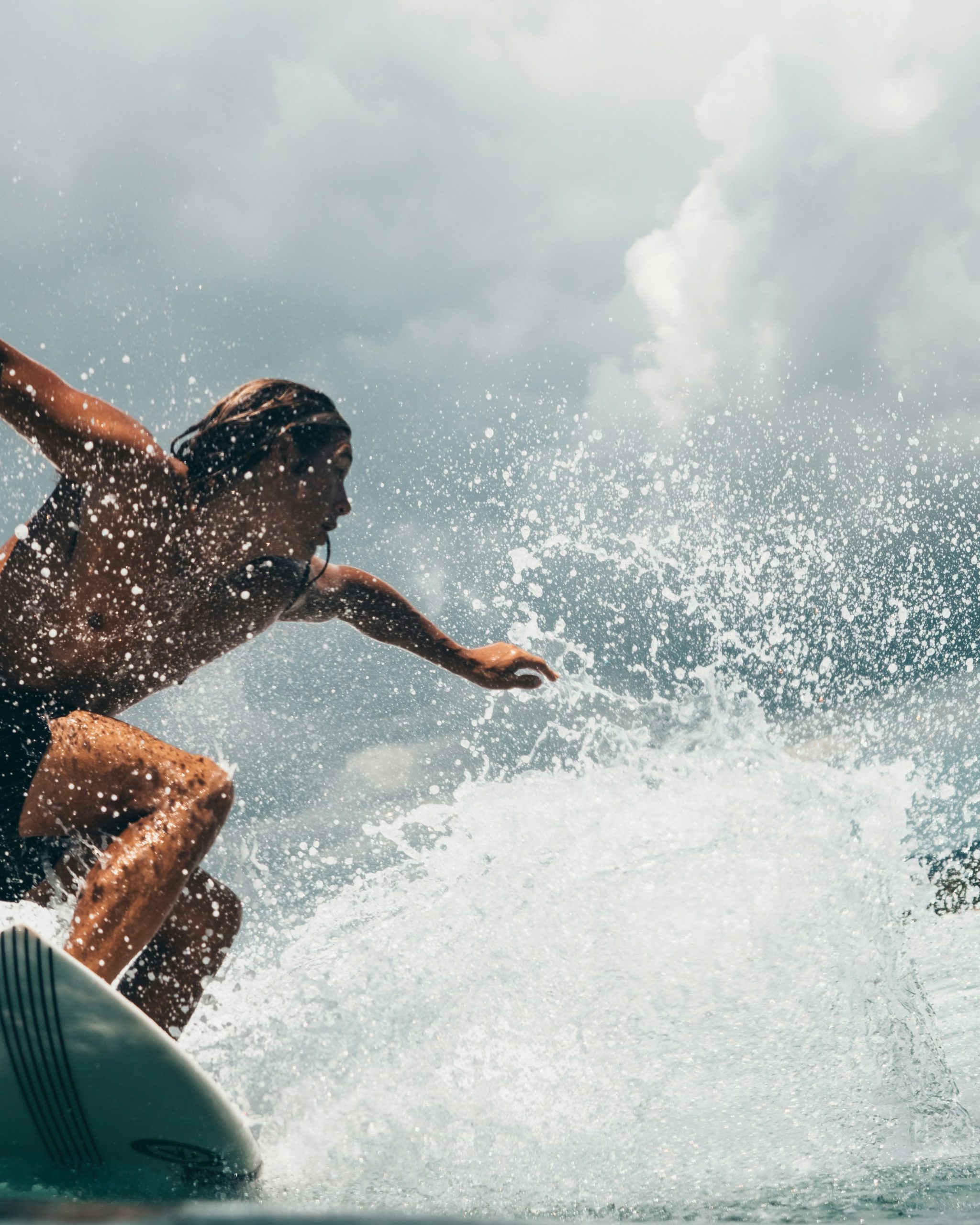 tips para surfear activo agua