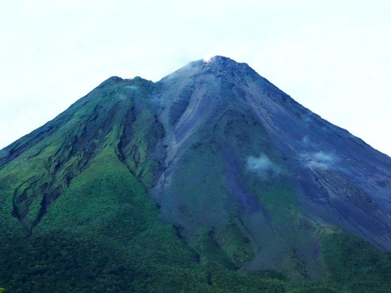 turismo-en-costa-rica-volcán-arenal