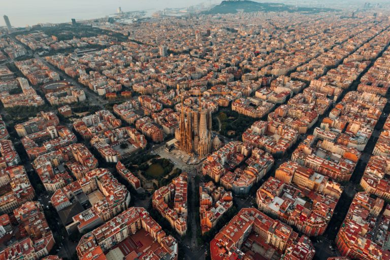 Barcelona, el balance entre la historia y la modernidad