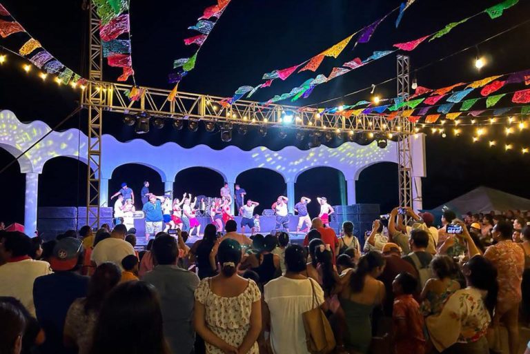 colima-festival-costero-del-papalote-atractivos