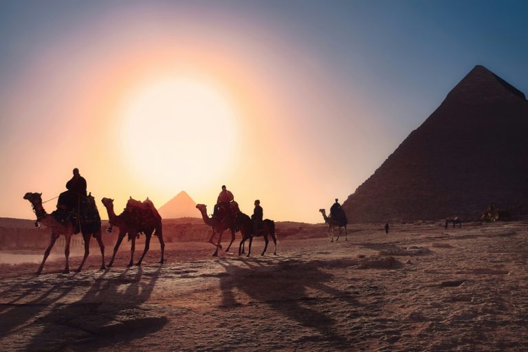 Guía para viajar a Egipto y no morir en el intento