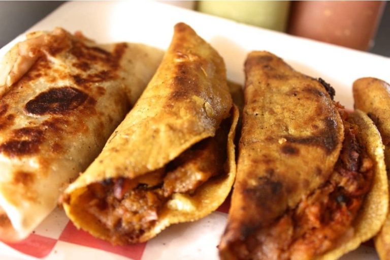 Tacos El Compadre, una crocante delicia recomendada por la Guía Michelin