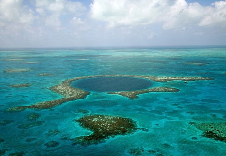 Taam Ja’, el agujero más grande del mundo está en Quintana Roo