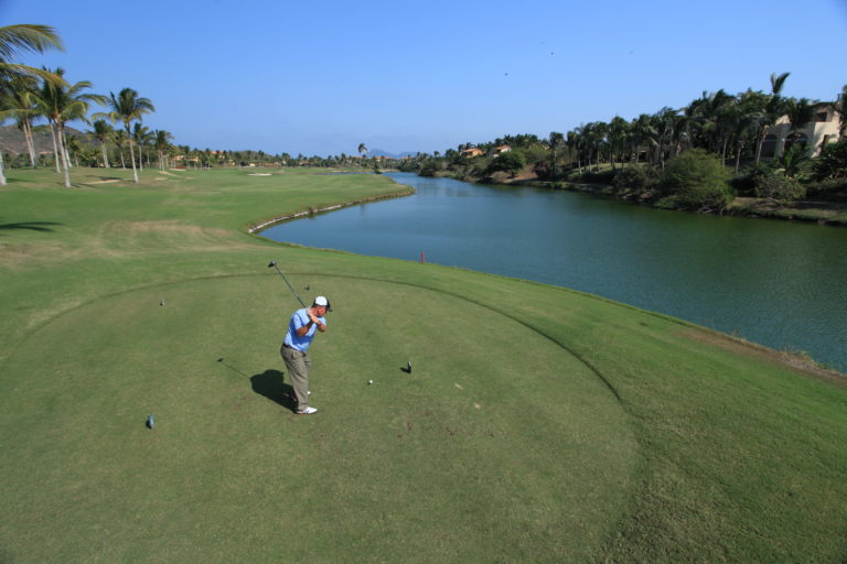 campos-de-golf-en-nayarit-pacífico